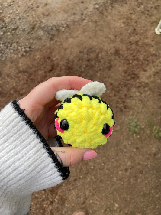 Mini yellow Bee